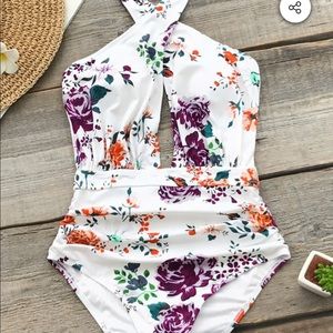 Cupshe Rose Garden Halter One-piece Swim Suit-L